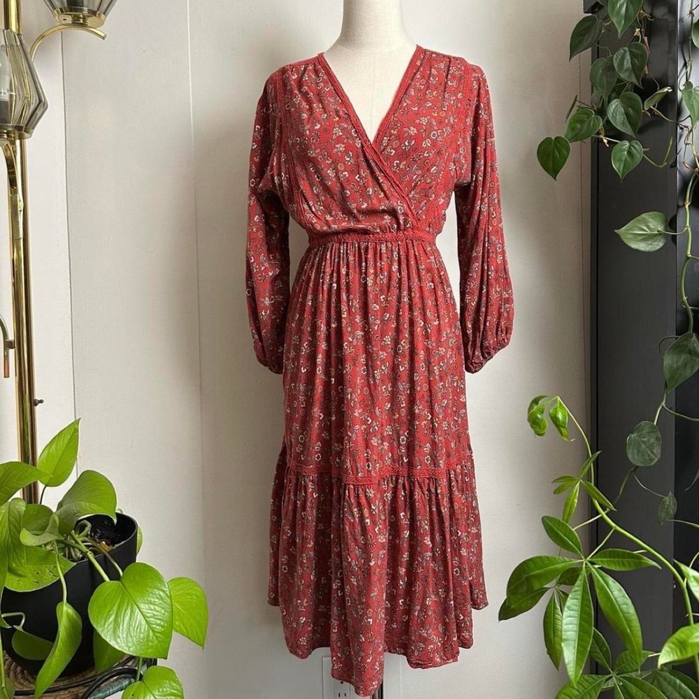 Max Studio Rust Floral Print V-Neck Midi Dress Long Sleeve Tiered Boho Medium